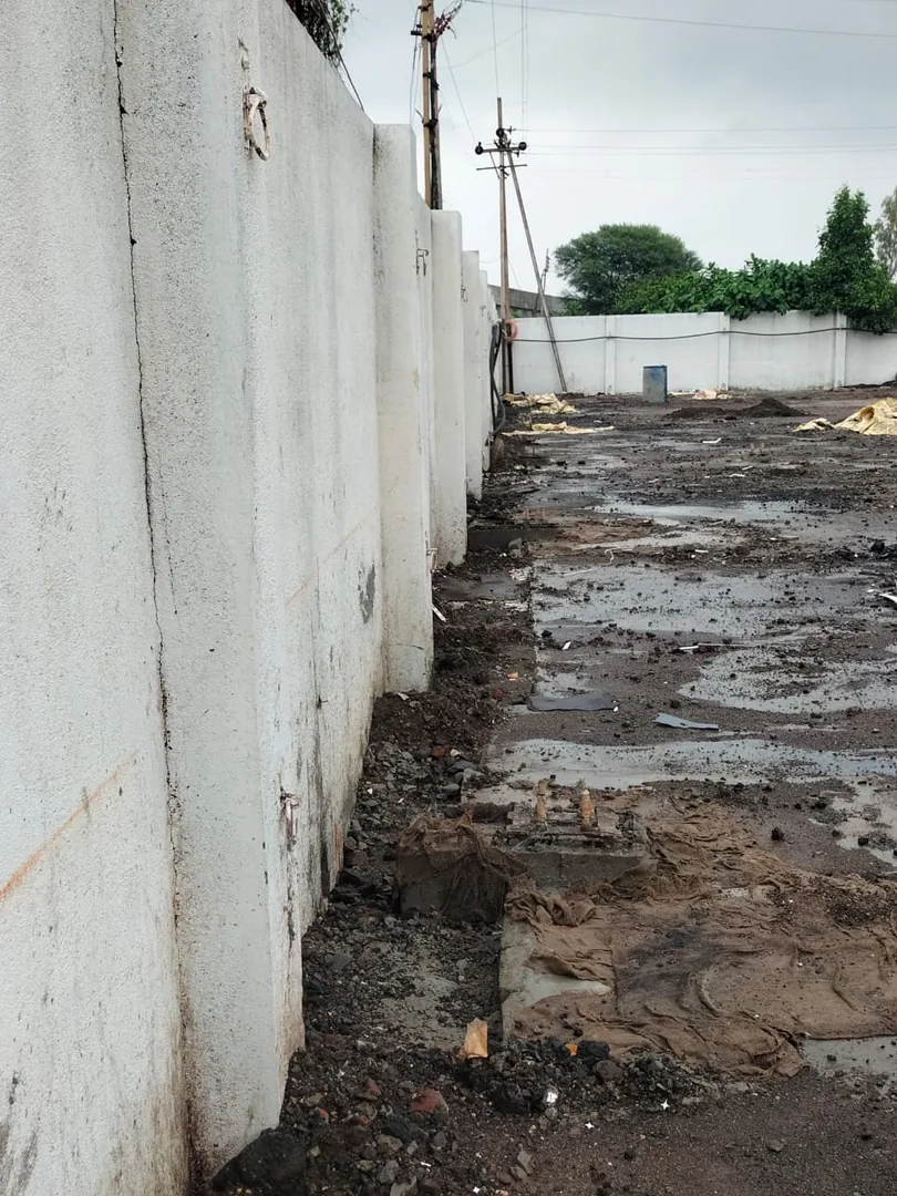 Site context beside foundation work at an anonymised storage shed in Jalgaon
