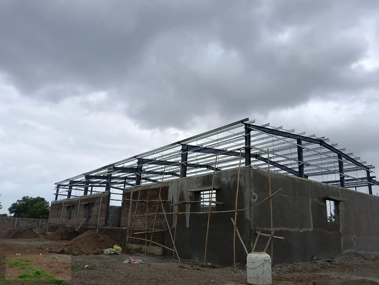 Pratik Prakash Badgujar, Kusumba: Erection · steel frame and openings